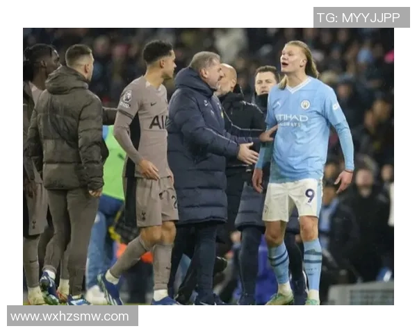 足总杯激战曼城逆转拜仁乌龙球引发争议判罚全场沸腾