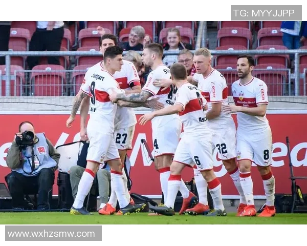 意甲赛场惊现冷门切尔西逆转莱比锡引发全场热议 意甲赛场惊现冷门切尔西逆转莱比锡引发全场热议