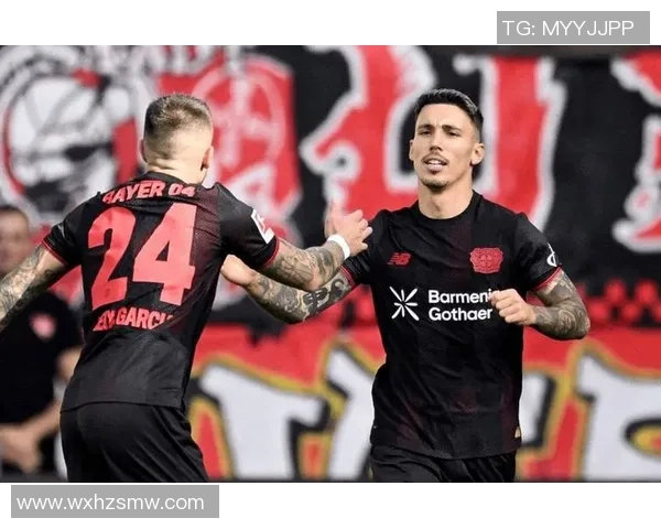 德甲激战拜仁大胜尤文图斯争议判罚引发全场热议